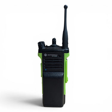 (SAFETY GREEN SIDES ) Motorola APX 6000 Model 2.5 7/800MHz – Complete Radio Set