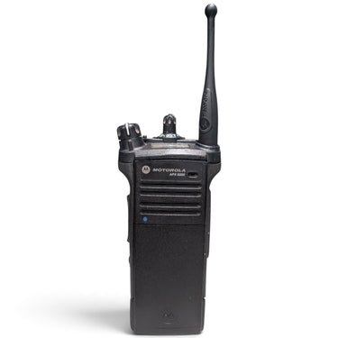 Scratch and Dent Special — Motorola APX 6000 Model 3.5 | 700/800 MHz – Complete Radio Set