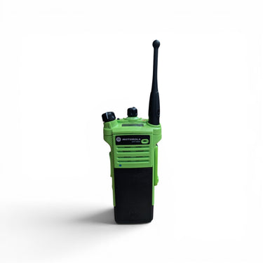 (SAFETY GREEN) Motorola APX 6000 Model 2.5 7/800MHz – Complete Radio Set